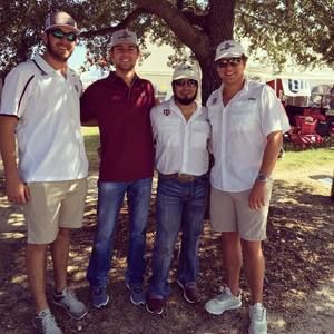 Meet your Posher, Clyte